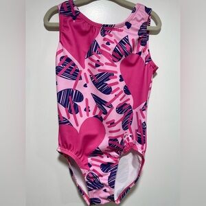 GK CM pink hearts leo